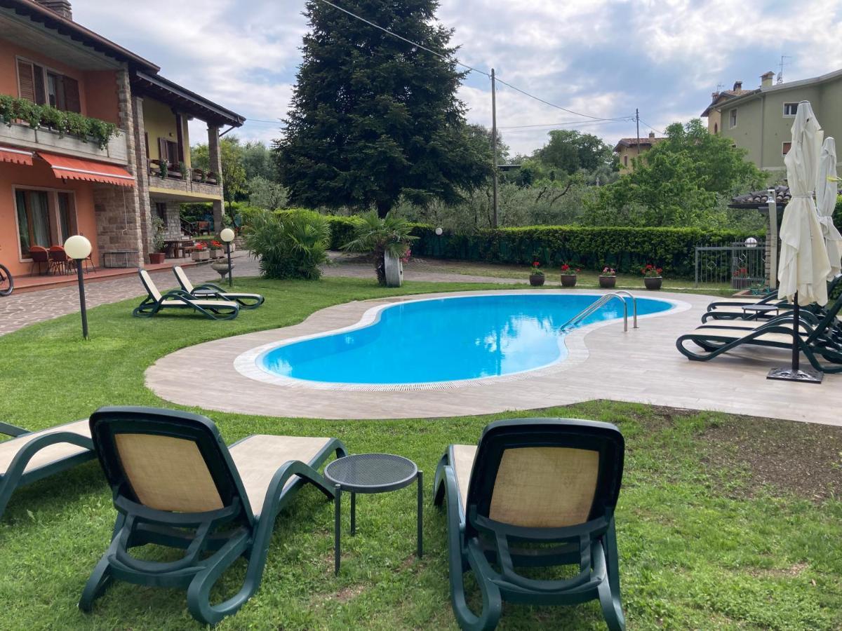 Apartments Panoramica Малчезине Екстериор снимка